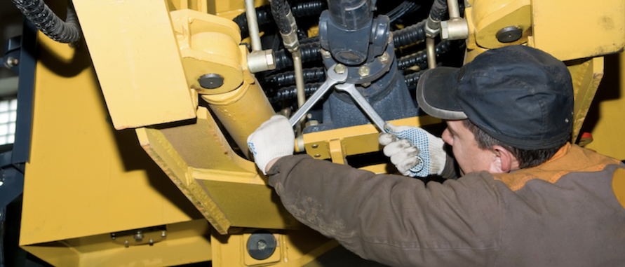 A picture of a maintenance team working with a cloud-based software